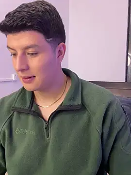 Snapshot of Goldenknight33 chatting on February 19, 2026, 2:58 pm Goldenknight33 online show from February 19, 2026, 2:58 pm