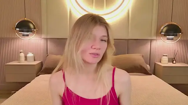 Vivien Hans online show from June 2, 2026, 9:26 pm