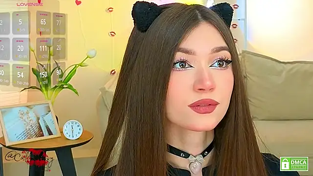 oliviaah  online show from March 14, 2026, 3:18 pm