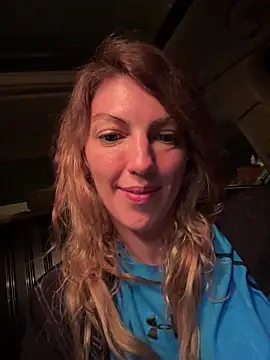 Snapshot of CelestialRuby chatting on October 3, 2025, 1:53 am CelestialRuby online show from October 3, 2025, 1:53 am