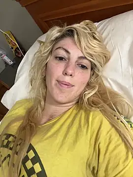 CelestialRuby online show from March 16, 2025, 8:32 pm