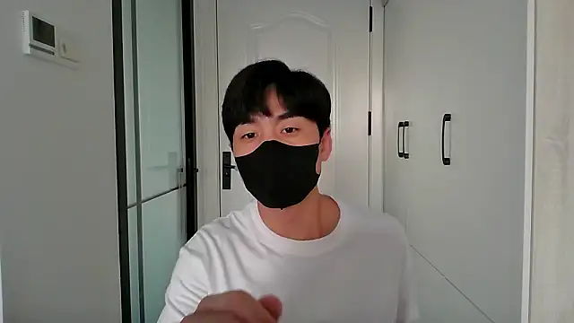 kimze7 online show from January 9, 2026, 8:21 am