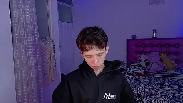 Dani Dancer online show from February 9, 2026, 1:03 am