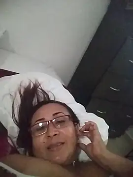 Nini Love  online show from March 24, 2026, 8:42 pm