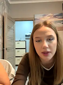 Snapshot of findwayout chatting on December 22, 2025, 1:22 pm findwayout online show from December 22, 2025, 1:22 pm