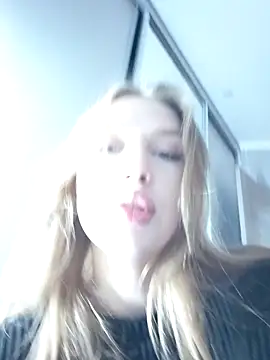 Snapshot of findwayout chatting on December 20, 2025, 1:03 pm findwayout online show from December 20, 2025, 1:03 pm