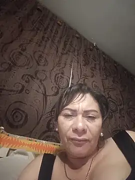 Celena Marquez  online show from December 17, 2025, 11:43 pm