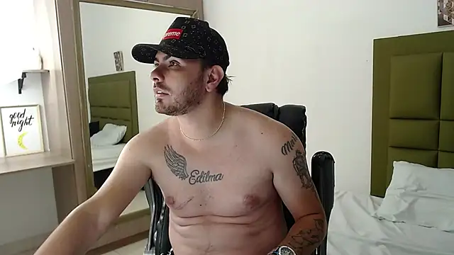 Snapshot of stive_0297 chatting on January 5, 2026, 5:27 pm stive 0297 online show from January 5, 2026, 5:27 pm