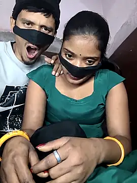 couplegk71 online show from February 5, 2026, 10:33 am