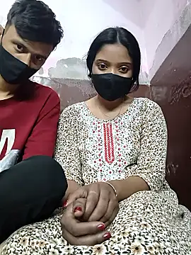 couplegk71 online show from February 2, 2026, 1:26 am