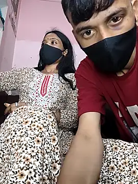 couplegk71 online show from February 1, 2026, 7:17 am