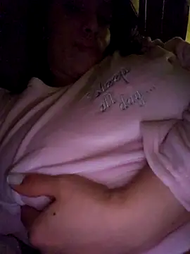 BustyVampyre online show from February 15, 2026, 11:42 am