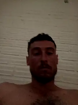 Reeiee online show from December 22, 2025, 7:47 pm