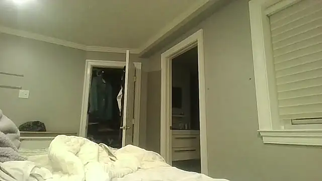 BeefyNcloudy online show from December 18, 2025, 10:35 pm