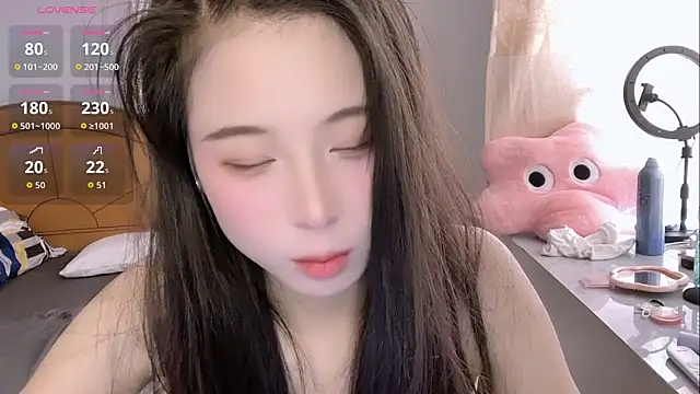 Snapshot of tiantian-160 chatting on December 16, 2025, 7:12 am tiantian-160 online show from December 16, 2025, 7:12 am