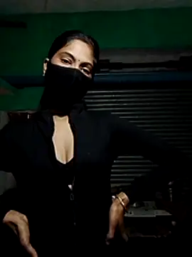 Sapna8080 online show from January 9, 2026, 1:34 am