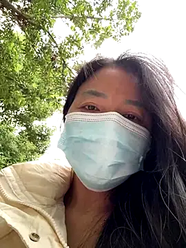 Snapshot of cmvoo chatting on December 21, 2025, 6:59 am cmvoo online show from December 21, 2025, 6:59 am