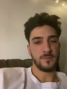 baiatfinseby online show from January 13, 2026, 9:30 pm