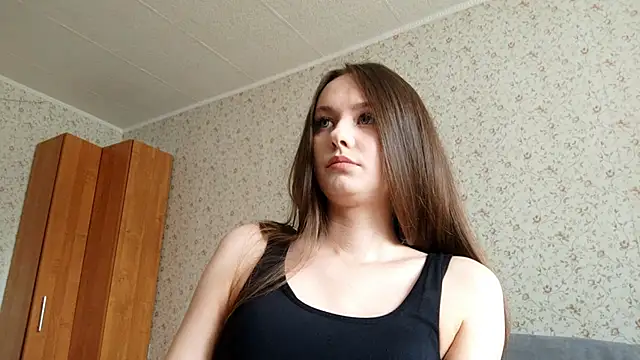FrancesSrygley online show from June 5, 2026, 6:52 am