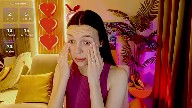 Snapshot of MaxinCarroll chatting on February 18, 2026, 6:11 am MaxinCarroll online show from February 18, 2026, 6:11 am