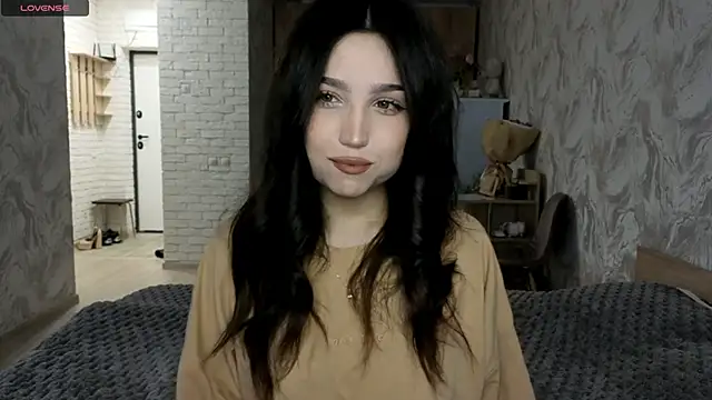 Snapshot of Qwami_Amie chatting on June 12, 2026, 7:50 am Qwami Amie online show from June 12, 2026, 7:50 am
