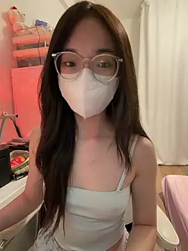 mimichannn99 online show from February 8, 2026, 6:22 am