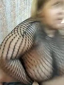 Snapshot of ChoklitBerryXX chatting on January 19, 2026, 12:31 pm ChoklitBerryXX online show from January 19, 2026, 12:31 pm