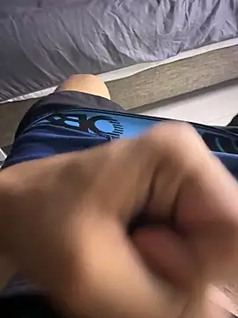 Snapshot of Liam_Mateo chatting on February 13, 2026, 12:21 am Liam Mateo online show from February 13, 2026, 12:21 am