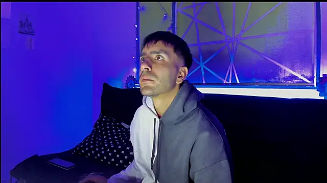 Snapshot of Lord_Apolo chatting on February 14, 2026, 12:27 pm Lord Apolo online show from February 14, 2026, 12:27 pm