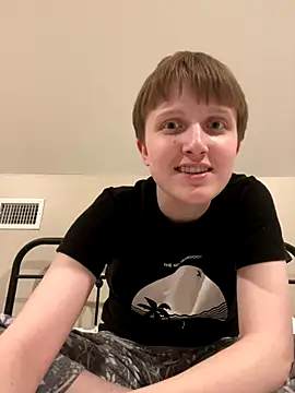 Lassie Cassie online show from December 14, 2025, 3:24 am