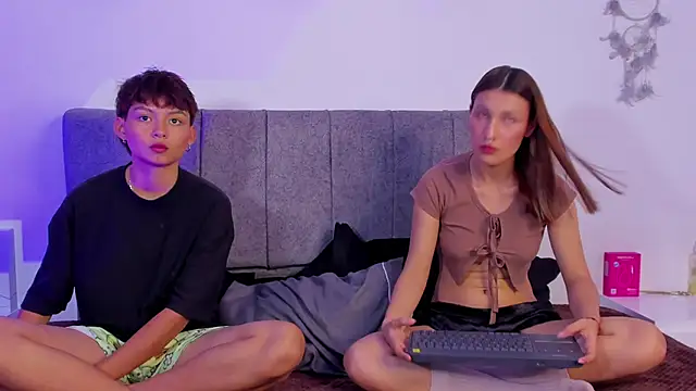 tefi meow  online show from February 20, 2026, 9:50 pm