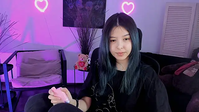 SirenMystiq online show from February 26, 2026, 10:21 pm