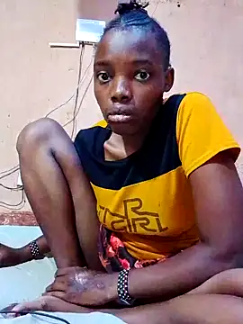 Snapshot of SEXY-NAIMA chatting on February 28, 2026, 4:45 am SEXY-NAIMA online show from February 28, 2026, 4:45 am