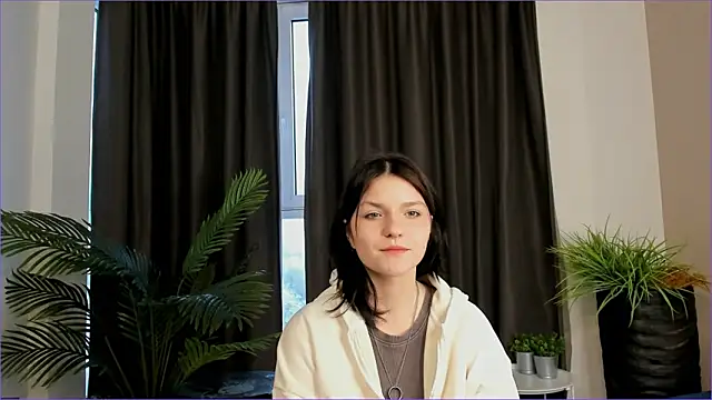 NyraVesperis online show from March 23, 2026, 3:01 pm