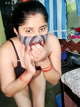 Cuple masti72 online show from April 14, 2026, 7:35 am