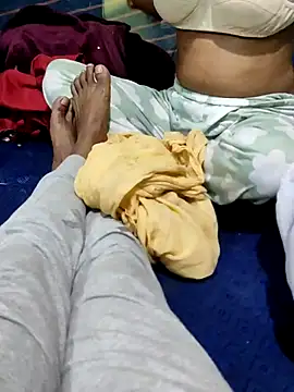 Cuple masti72 online show from February 2, 2026, 7:35 pm