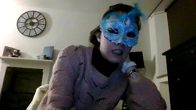 aries1976 online show from February 19, 2026, 7:33 pm