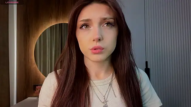 NatishaAlpern online show from March 3, 2026, 4:03 pm