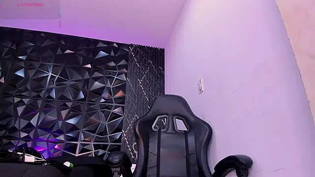 AriadnaLoren online show from March 9, 2026, 2:26 am