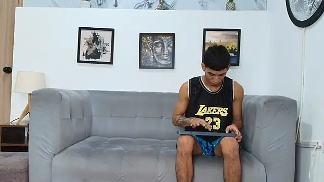 Snapshot of HORNY_PRETTY chatting on February 18, 2026, 3:26 am HORNY PRETTY online show from February 18, 2026, 3:26 am