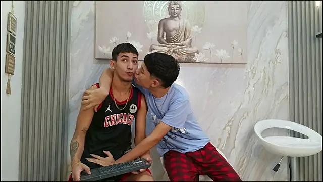 Snapshot of HORNY_PRETTY chatting on February 9, 2026, 1:20 pm HORNY PRETTY online show from February 9, 2026, 1:20 pm