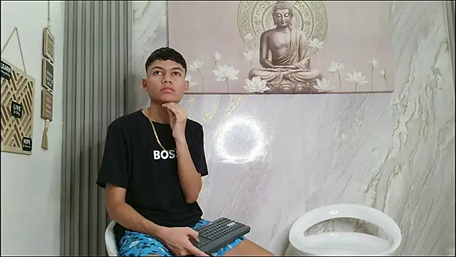 Snapshot of HORNY_PRETTY chatting on February 13, 2026, 1:22 pm HORNY PRETTY online show from February 13, 2026, 1:22 pm