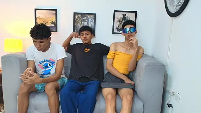 SWEET RABBIT1 online show from December 15, 2025, 7:20 pm