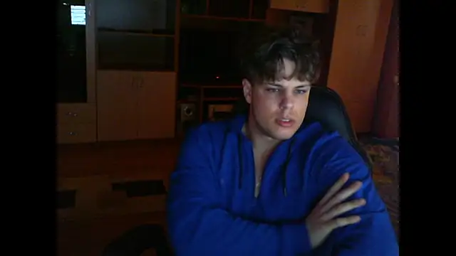 GymGuy0505 online show from March 19, 2026, 7:41 am