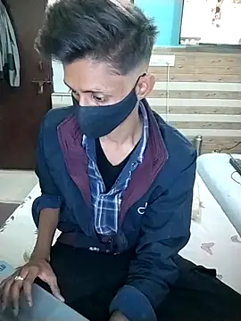 Snapshot of xoupleaura chatting on December 19, 2025, 5:15 pm xoupleaura online show from December 19, 2025, 5:15 pm