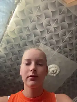 Snapshot of Barbika19 chatting on June 12, 2026, 10:02 am Barbika19 online show from June 12, 2026, 10:02 am