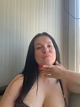 MeganBlueq online show from April 6, 2026, 12:17 pm