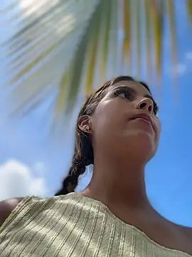 Valeria-escobar online show from July 28, 2026, 3:21 pm