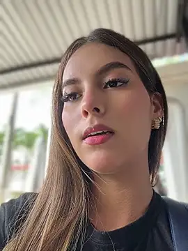 Valeria-escobar online show from July 8, 2026, 1:23 pm