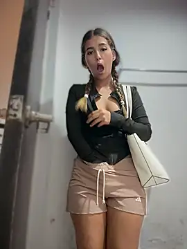 Valeria-escobar online show from July 25, 2026, 11:38 am
